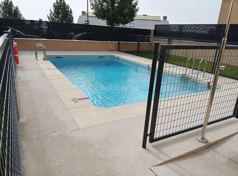 Foto 7e1dea15-4769-40c0-84cd-1afa1a90fcca. Dúplex amb calefacció aparcament piscina a Abantos-Carmelitas San Lorenzo de El Escorial