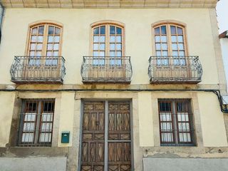 Casa  Calle del puente. Casona rústica del siglo xix - encanto tradicional junto al río