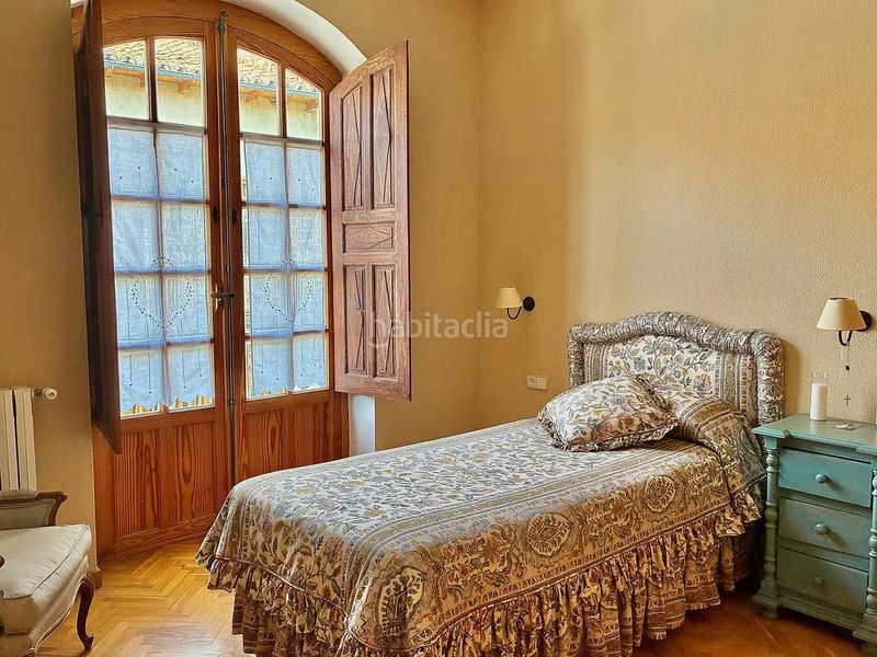 Foto f16782e7-501b-46d0-a18f-680399a404fc. Casa amb xemeneia calefacció a Barco de Ávila (El)