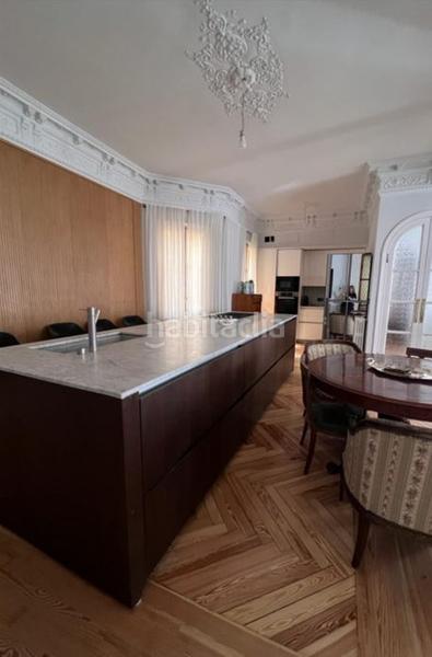 Foto 1a9adecc-2a23-4df2-8564-5170d8396236. Appartamento con camino in Almagro Madrid