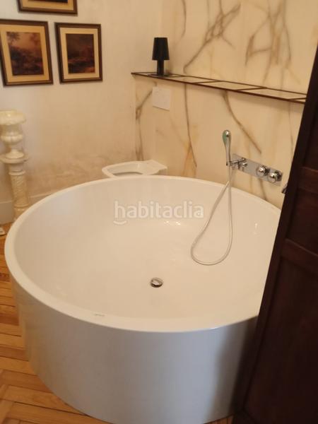 Foto 4f8615f6-8e75-4e47-9f27-516b0f0e9cf9. Piso en Almagro Madrid