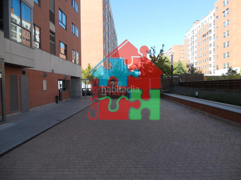Foto cfe10cf2-c166-4d55-9b01-db7139e7dcee. Affitto appartamento con riscaldamento parcheggio piscina in Madrid