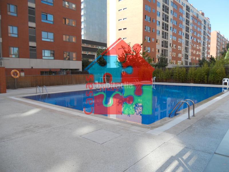 Foto 4f735353-5ad3-4833-90f2-be1f5fb1aaaa. Location appartement avec chauffage parking piscine dans Madrid