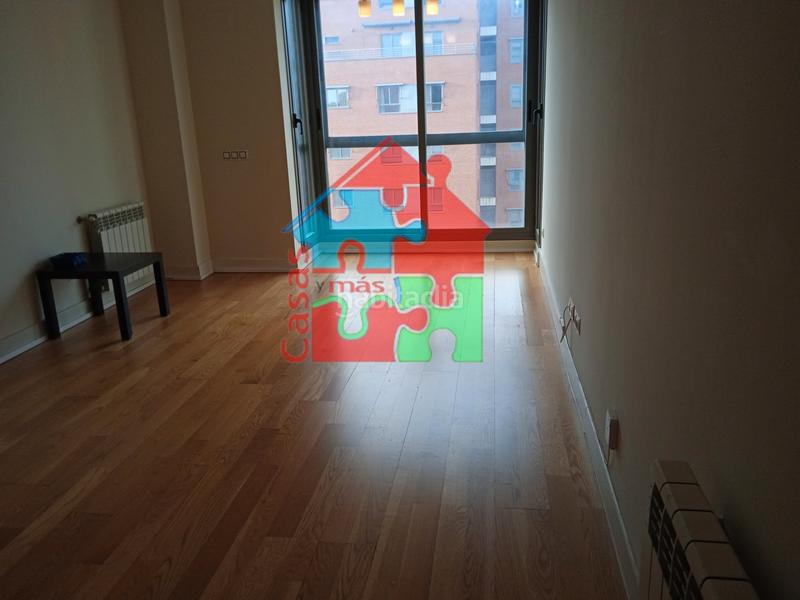 Foto 86e34762-441e-4b7a-b2c0-551e8fa413bc. Location appartement avec chauffage parking piscine dans Madrid