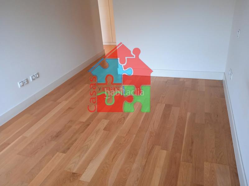 Foto 23617724-4e03-403d-9922-fe9d7377b015. Miete etagenwohnung mit heizung parking pool in Legazpi Madrid