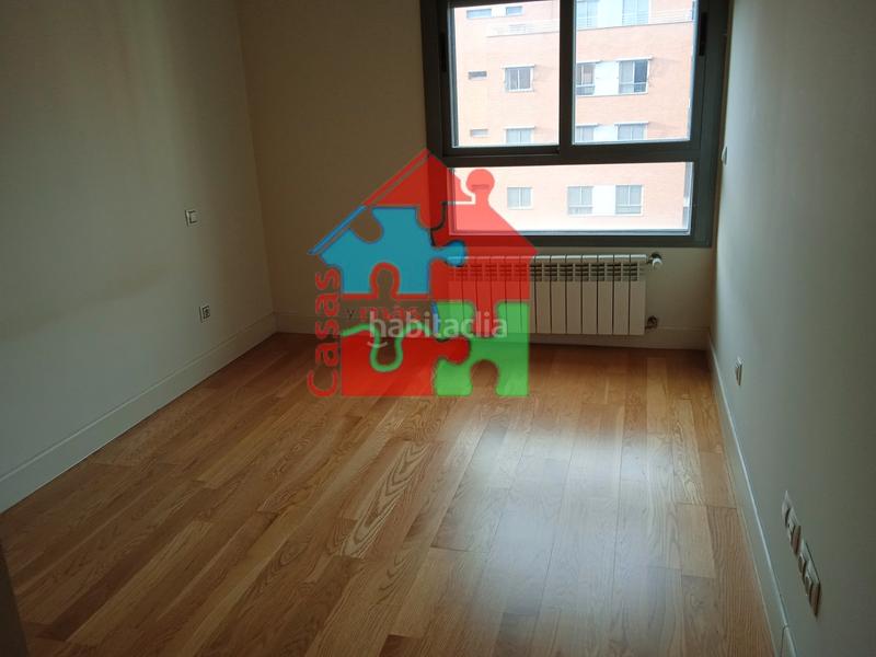 Foto 87f00d27-9bd3-434c-a24d-bb37c517ffa8. Miete etagenwohnung mit heizung parking pool in Legazpi Madrid