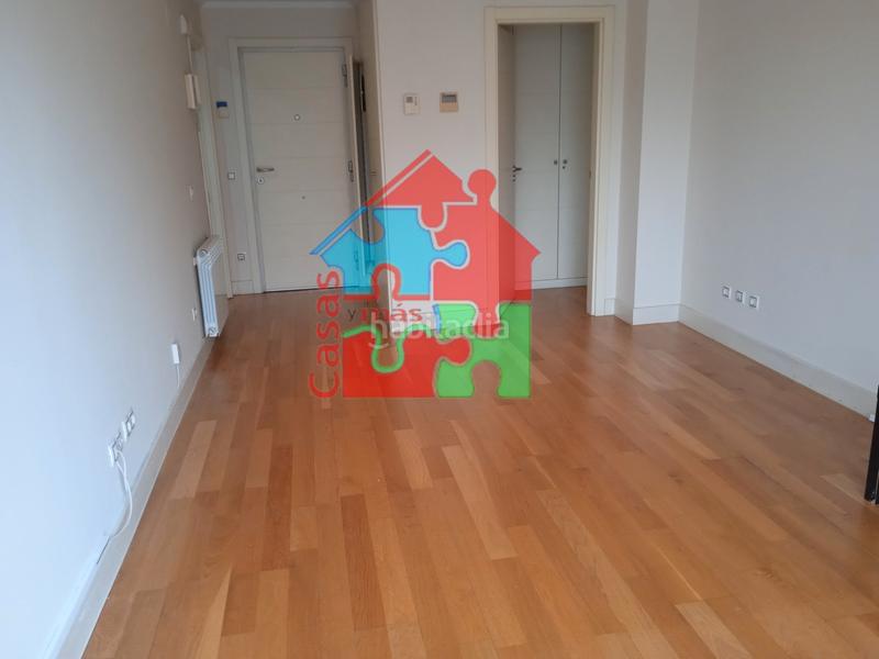 Foto 95cffcd8-0c1c-43cd-ae90-9d61e305269e. Miete etagenwohnung mit heizung parking pool in Legazpi Madrid