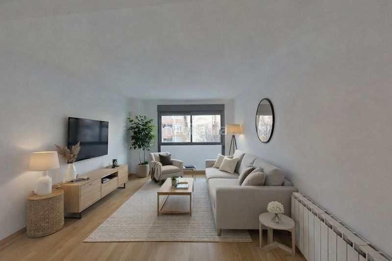 Piso  Calle de andorra. ¡tu nuevo hogar te espera en calle andorra! luminosidad y confor