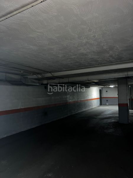 Foto 580528b4-b478-40ab-8a74-8f1a5587c6d5. Aparcament cotxe a Peñagrande Madrid