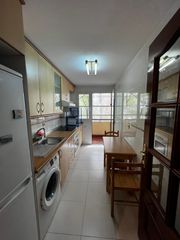 Miete Etagenwohnung  Calle de aguilón