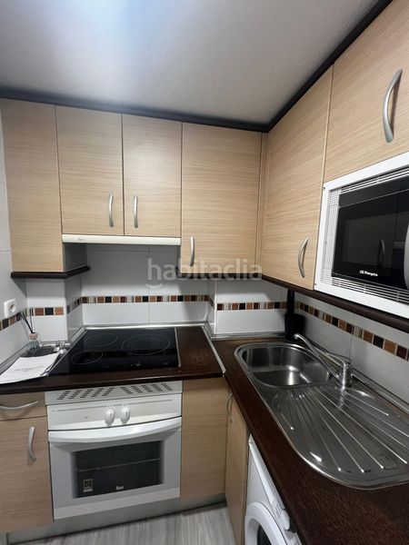 Foto 1f9ba9ae-34b1-43dd-8878-8e94a0f737ba. Alquiler apartamento en calle de villanueva 30 en Madrid