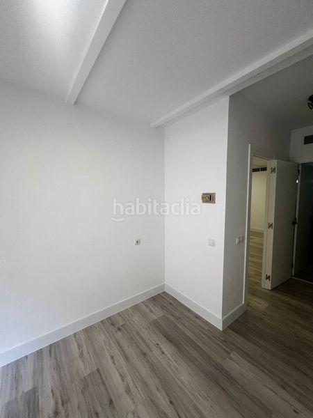 Foto 5b239a58-287a-4544-848c-f81edd6ba1ed. Alquiler apartamento en calle de villanueva 30 en Madrid