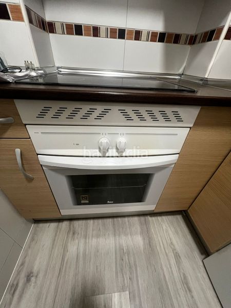 Foto d6b17ddd-4772-42ab-a8ec-fc3cacccfae0. Alquiler apartamento en calle de villanueva 30 en Madrid