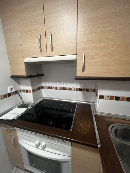 Foto eb29a40d-6ec6-470b-aa6a-bcfa0d54a7df. Alquiler apartamento en calle de villanueva 30 en Madrid