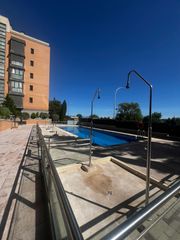 Miete Etagenwohnung  Calle de adriano de utrecht. Piso en alquiler en adriano de utrecht , sanchinarro, hortaleza,