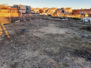 Terreny residencial a Ronda de castilla oeste 121. Parcela para chalet individual