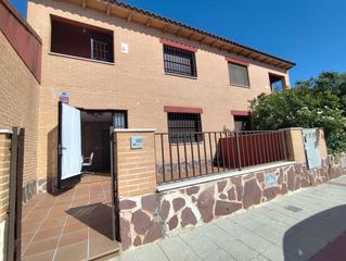 Xalet  Calle estepa. Chalet pareado en lominchar