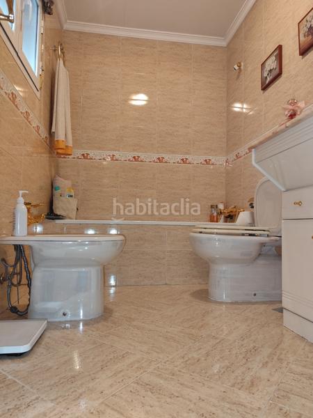 Foto 83ab1296-be5b-4e5c-a191-6b52a87fa251. Casa adossada amb calefacció aparcament a Parque Coimbra Móstoles