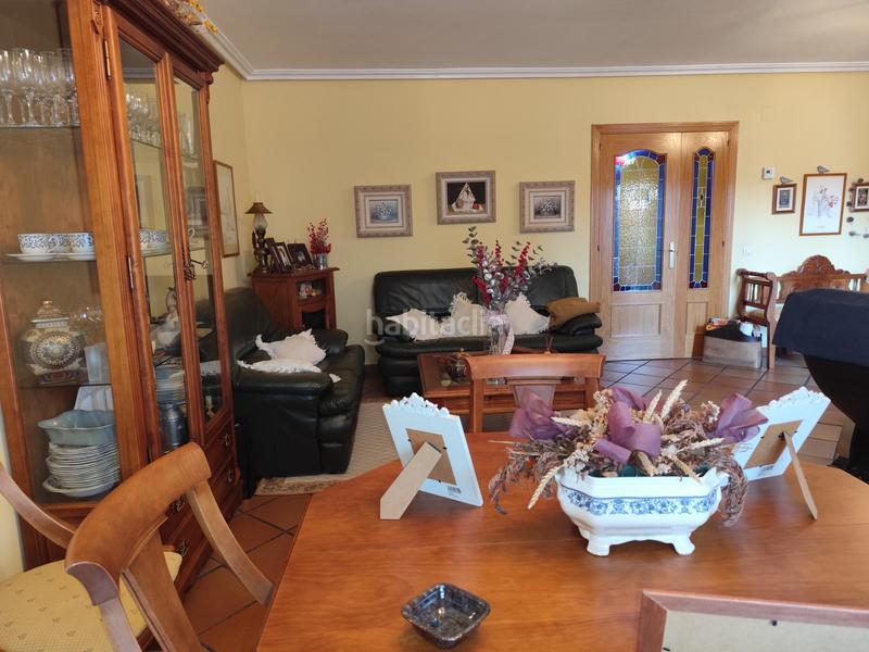 Foto b34e12bd-5976-4025-a58b-ea71276ada10. Casa adossada amb calefacció aparcament a Parque Coimbra Móstoles
