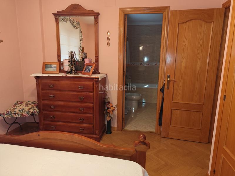Foto dbace523-4ede-4746-a578-b0c16748d420. Casa adossada amb calefacció aparcament a Parque Coimbra Móstoles