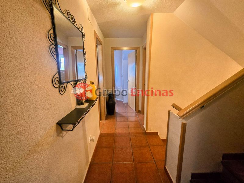 Foto a69657a7-7274-4b5e-b4a3-44ad733dce52. Xalet amb xemeneia calefacció aparcament a Parla este Parla