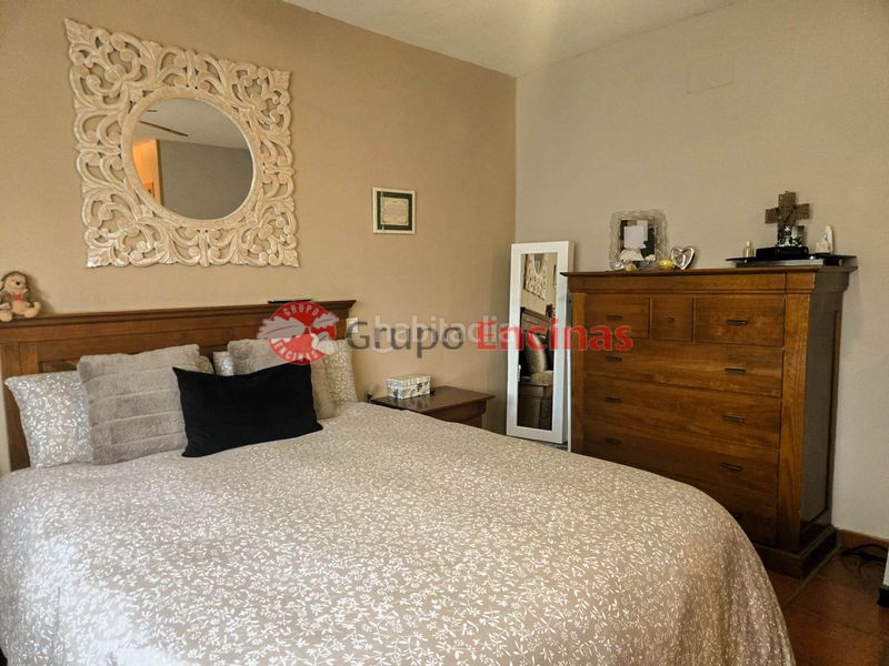 Foto e7cfb947-753a-4379-8f53-18397bdba5b5. Xalet amb xemeneia calefacció aparcament a Parla este Parla