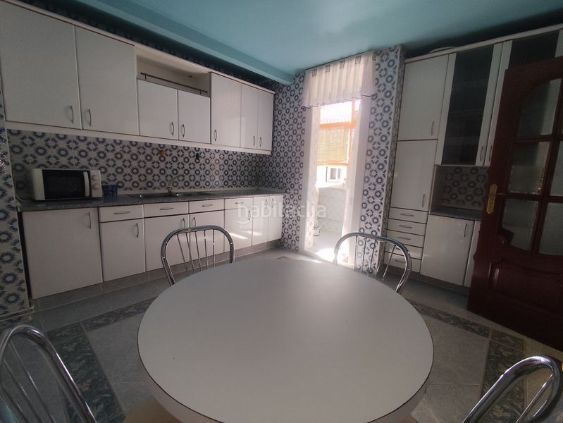 Foto f119ddc4-78d6-4cbd-be45-6e4b393e16e0. Pis amb calefacció a Pintores-Ferial Parla