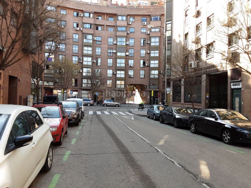 Foto 00053fc0-90e8-41b0-8114-5ddc65bdac6f. Aparcament cotxe a Acacias Madrid