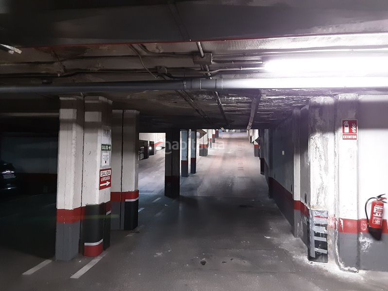 Foto 03b69b80-2a76-44a0-b8a5-19fe88f60ce1. Aparcament cotxe a Acacias Madrid