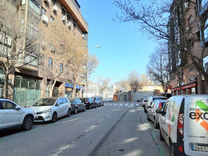 Foto 8ab2a339-514c-46da-b0b7-d303eee7de75. Aparcament cotxe a Acacias Madrid