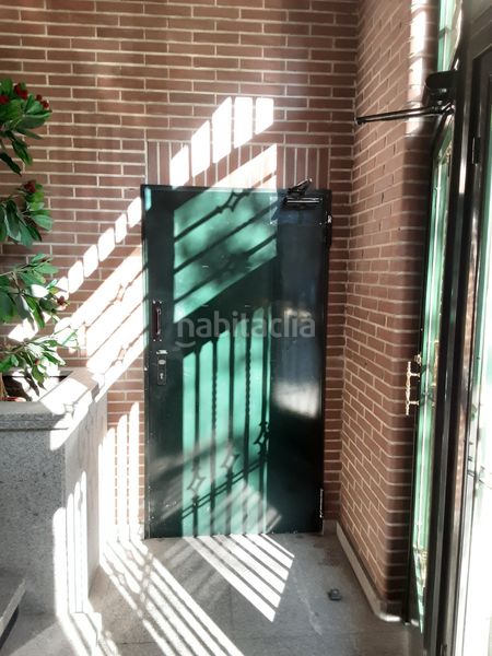 Foto d254dee8-2d74-44fe-9a1a-44c8393182ff. Aparcament cotxe a Acacias Madrid