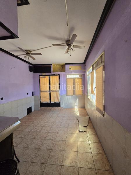 Foto dfbd15f9-1ac7-4a27-b5db-8299b997d564. Locale commerciale in Nombela