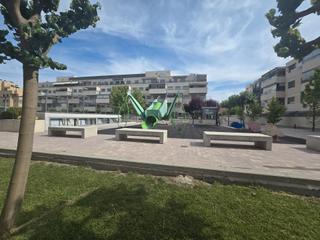 Flat in Calle Tomás Bretón