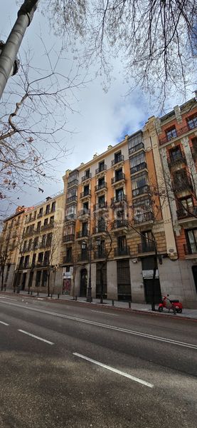 Foto 8ce80cb6-4a71-4b66-b85a-e4f60699af59. Àtic amb calefacció a Palacio Madrid