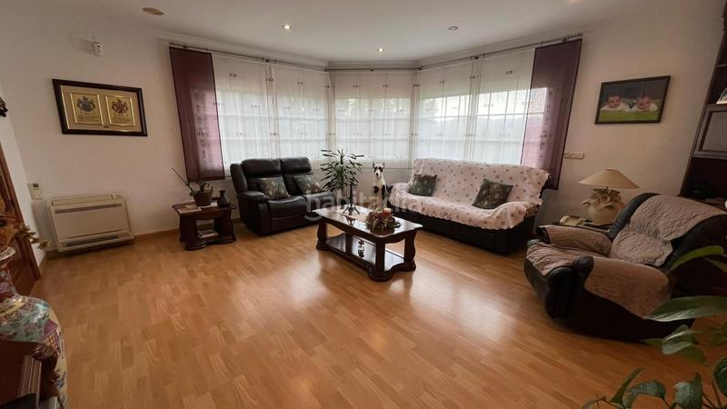 Foto 14a9ea4d-822e-4e2a-a6d7-686e06a6cce3. Chalet con riscaldamento parcheggio in Breda