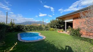 Chalet à Riells i Viabrea. Oportunidad casa con piscina y garaje para 6 coches en venta en