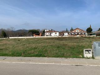 Terreny residencial a Breda. Oportunidad parcela totalmente llana en venta en breda.