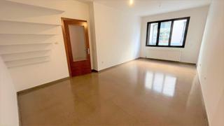 Pis a Breda. Oportunidad dplex de 140 m2 y plaza de parking en venta en el c