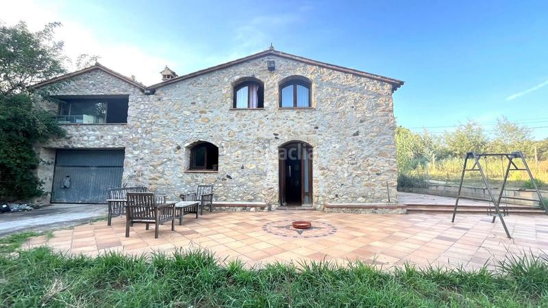 Foto 4203b82a-1c00-405d-aac3-b9e016f58501. Chalet oportunidad masia construida en 1890, totalmente reformada, con una superficie de 260m construidos. en Gualba