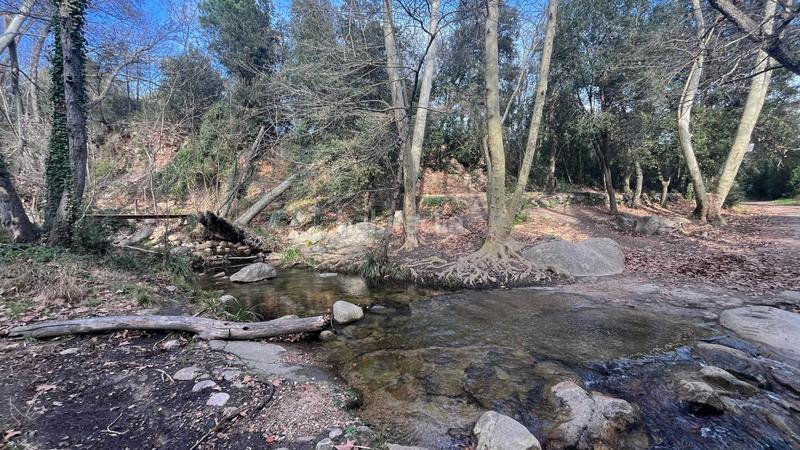 Foto 1fb13860-06d7-443a-b4d5-0ecf60239f2c. Masia amb aparcament a Riells i Viabrea