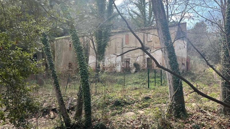 Foto ba5ac582-2695-4131-bd23-bb6d27841a97. Masia amb aparcament a Riells i Viabrea