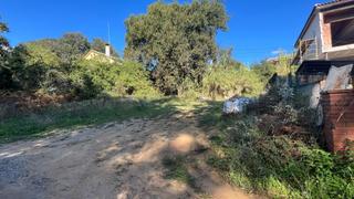 Terreno residencial en Breda. Parcela de 615 m2 en venta en riells ii a 5 min a pie de las esc