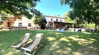 Lloguer Masia a Sant Feliu de Buixalleu. Masía amueblada con piscina de alquiler con vistas panorámicas e