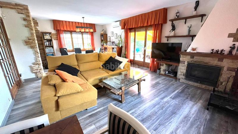 Foto 1c26169a-5a90-4a0c-aa66-df1e0de32427. Xalet amb calefacció aparcament a Riells i Viabrea