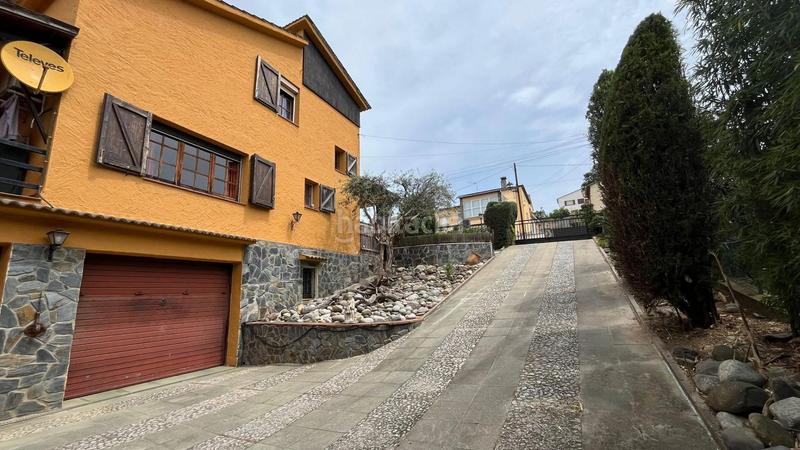 Foto c6acb651-f06f-4904-9e07-2d110aa410b6. Xalet amb calefacció aparcament a Riells i Viabrea