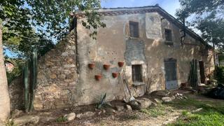 Lloguer Masia a Sant Feliu de Buixalleu. Masia con jardín y garaje en alquiler en breda