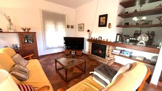Chalet in Resid riells ii 16. Casa en venta con jardín y garaje con capacidad para 2 coches, s