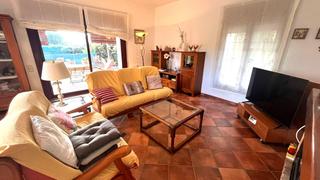 Chalet in Resid riells ii 13. Espectacular casa en venta en riells i viabrea, a solo 1 km de b