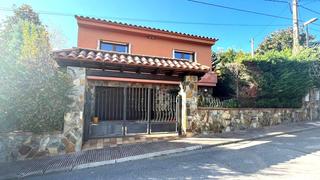 Xalet a Resid riells ii 13. Espectacular casa en venta en riells i viabrea, a solo 1 km de b