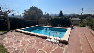 Chalet in Resid riells 32. La casa con jardín, piscina y vistas al montseny que estabas bus
